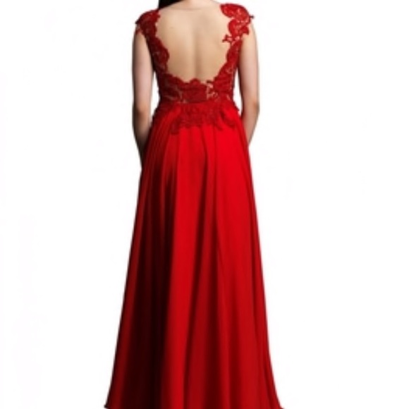 Prom/formal dress - Picture 2 of 8